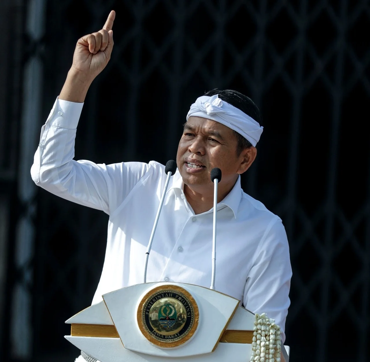 Gubernur Jabar, Dedi Mulyadi dalam Silaturahmi ASN Jabar di halaman Gedung Sate Kota Bandung, Senin (30/3/2026).Dok-Nizar Humas Disdik Jabar