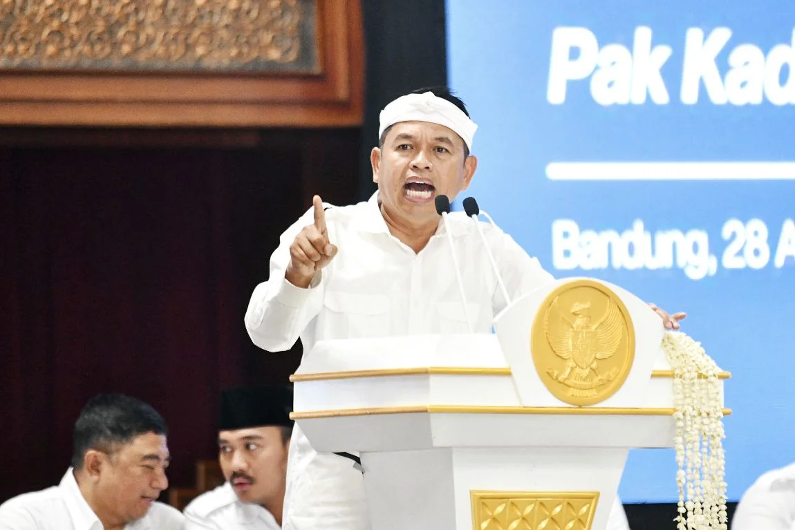 Dedi Mulyadi Warning ASN Pemprov Jabar dan Kota Bandung, Kantor Wajib Bersih Hingga Radius 1 Km