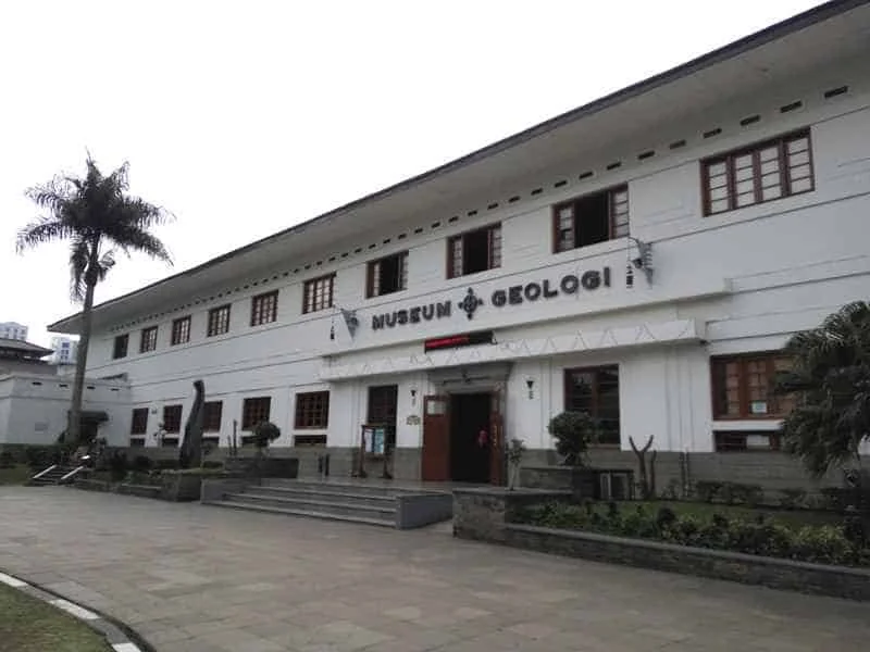 Museum Geologi Bandung Dijaga Ketat di Tengah Marak Demo