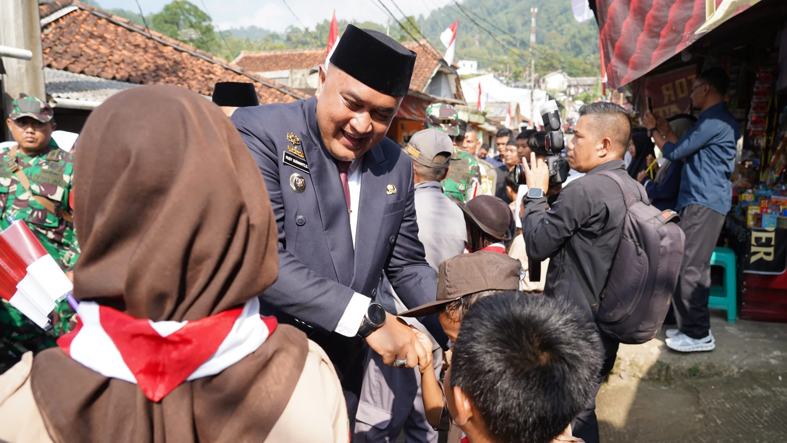 Kepemimpinan Bupati Bogor, Rudy Susmanto dan Wakil Bupati Bogor Ade Ruhandi terus memperkuat arah pembangunannya dengan menempatkan gotong royong dan kebhinekaan sebagai fondasi utama.Dok-Diskominfo Kab Bogor