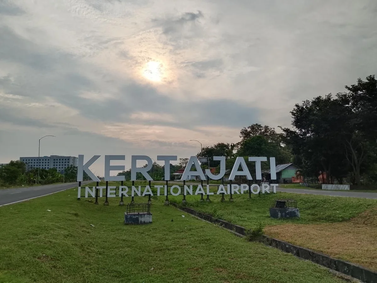 Bandara Kertajati Sepi, Disebut AHY "In The Middle of Nowhere"