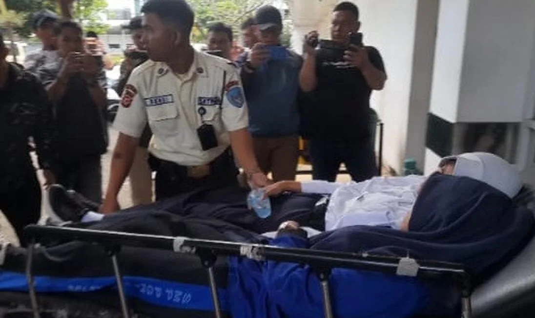 Ini Alasan Bupati KBB Jeje Belum Tetapkan Status KLB Keracunan Makanan MBG di Cisarua