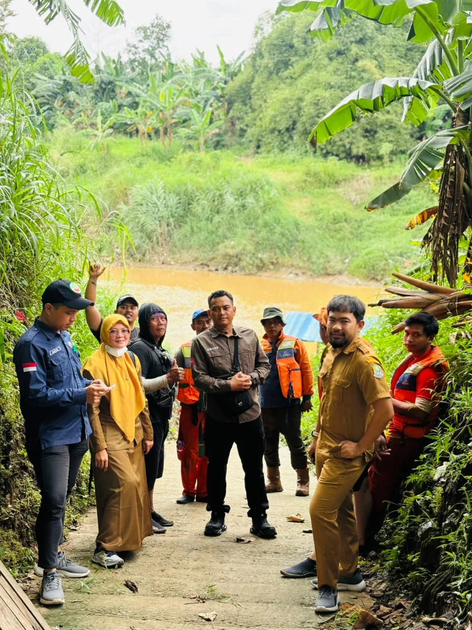 Kepala Dinas Lingkungan Hidup Kota Bekasi, Kiswatiningsih menegaskan  pihaknya berkomitmen melakukan penelusuran secara menyeluruh.Diskomimfo Kota Bekasi