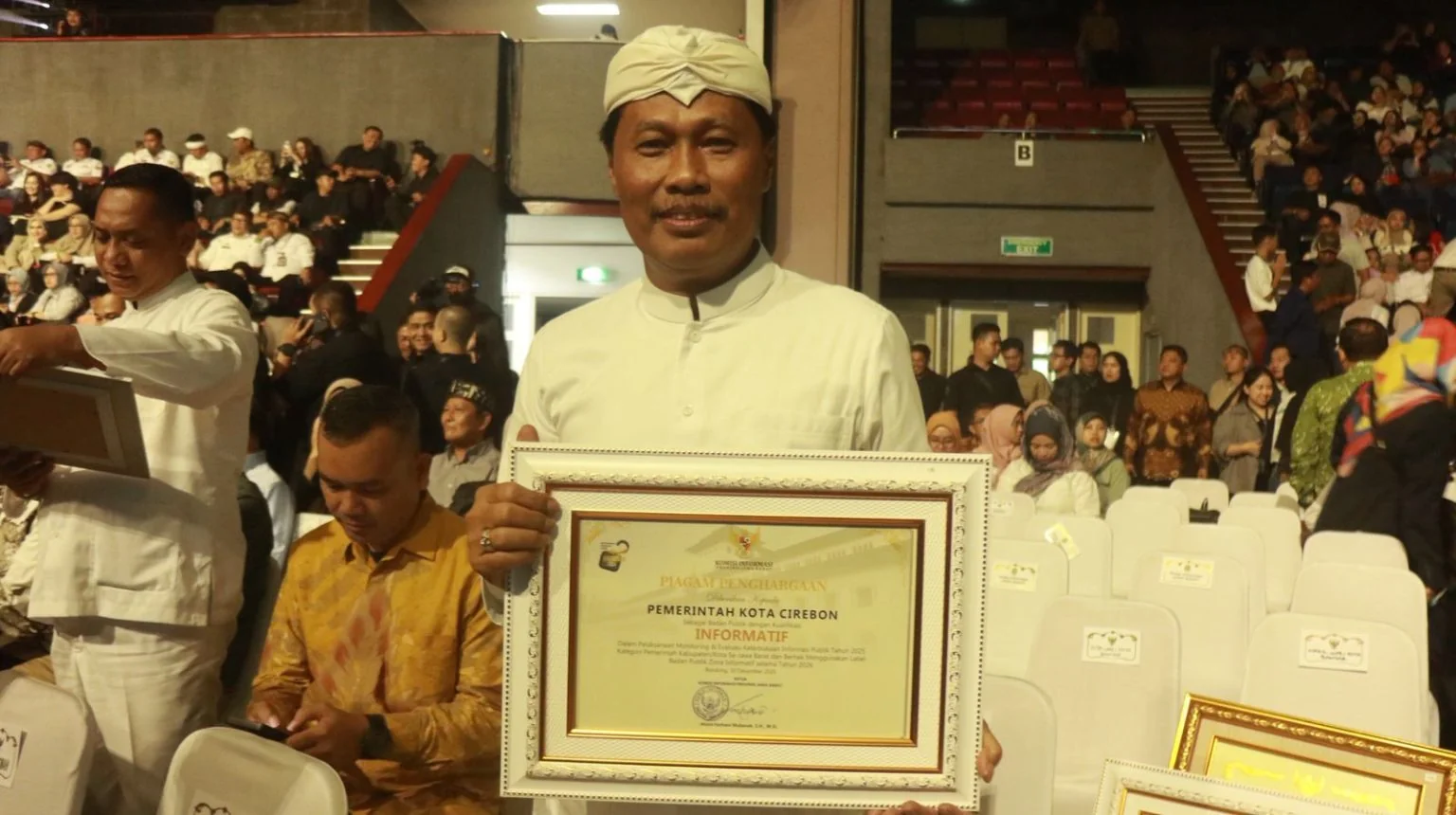 Wali Kota Cirebon, Effendi Edo menyampaikan rasa syukur dan apresiasi mendalam kepada seluruh jajaran Aparatur Sipil Negara (ASN) di lingkungan Pemerintah Kota Cirebon.Dokumentasi : Dede Sofyan Hadi