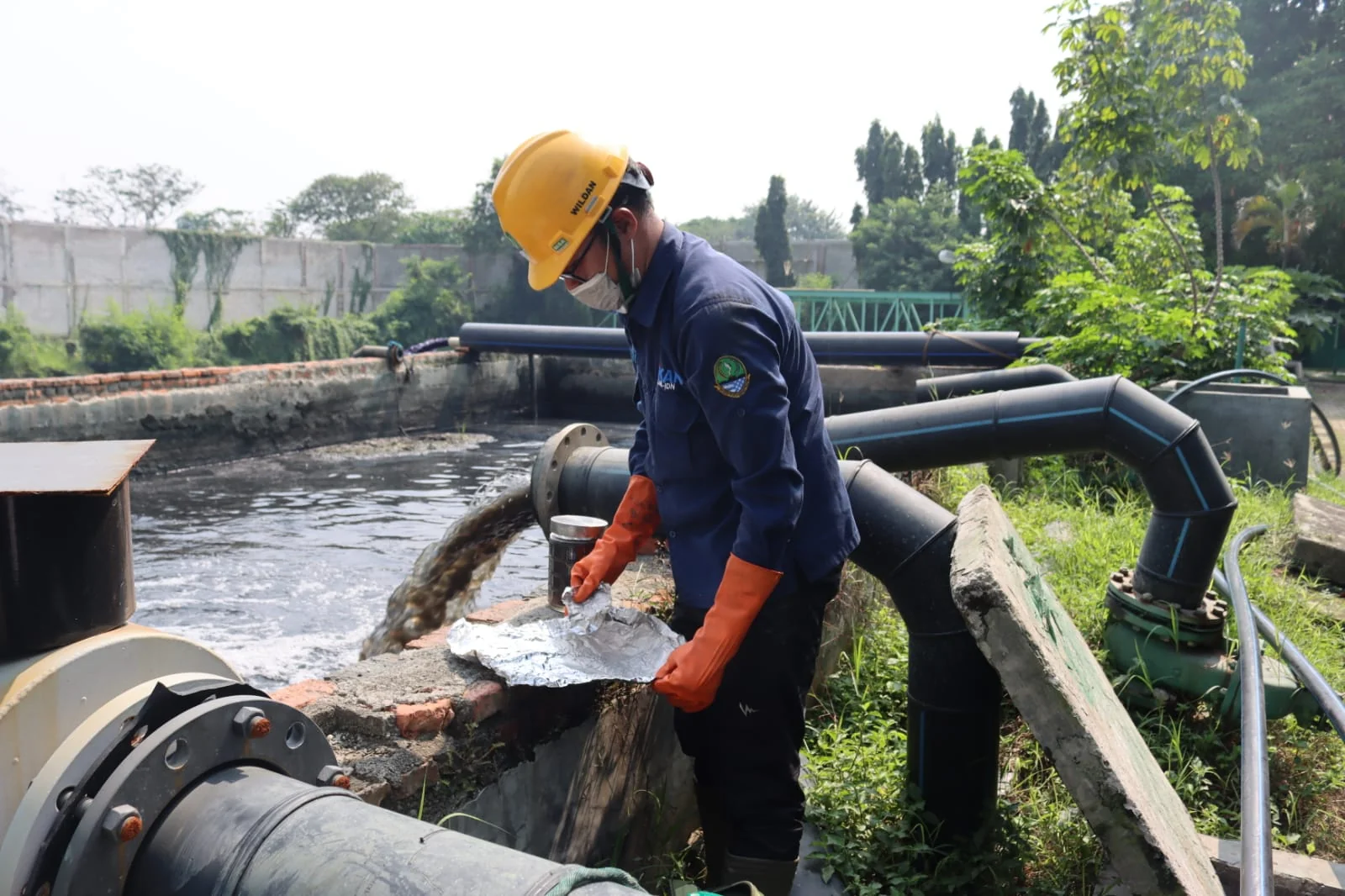 DLH Jabar Selidiki Dugaan Pencemaran Sungai Cilemahabang Bekasi