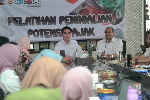 Wakil Bupati Sumedang M. Fajar Aldila yang membuka pelatihan.Ist