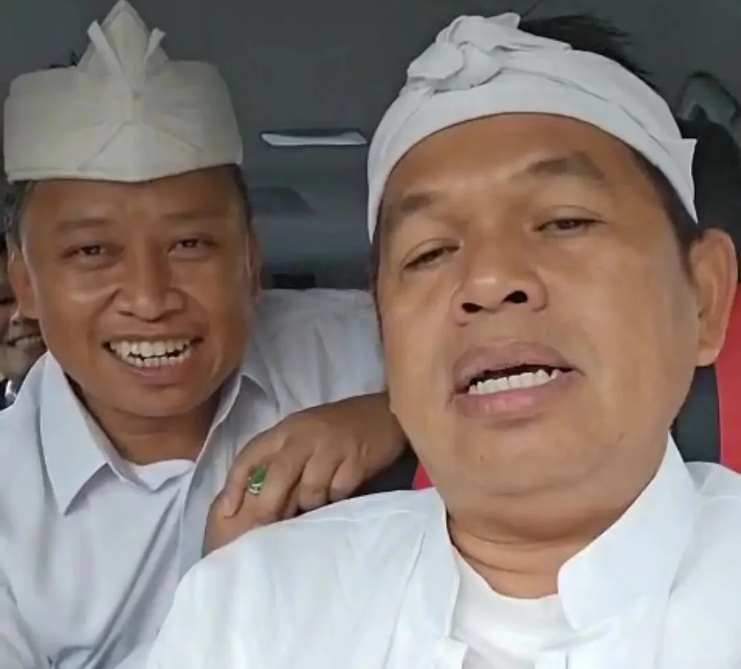 Wali Kota Depok Supian Suri mengunggah video berdurasi 53 detik di akun Instagram pribadinya @bangsupians yang memperlihatkan dirinya bersama Gubernur Jawa Barat (Jabar) Kang Dedi Mulyadi (KDM) di dalam mobil saat dalam perjalanan menuju Aceh untuk misi k