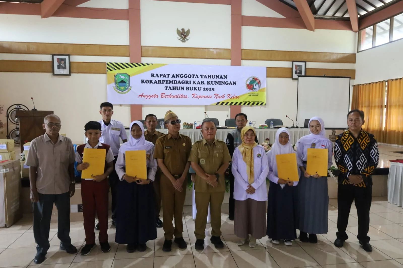 Bupati Kuningan Dian Rachmat Yanuar menegaskan pentingnya transformasi koperasi agar mampu beradaptasi dengan perkembangan zaman dan teknologi.Dok-IKP/Diskominfo Kuningan