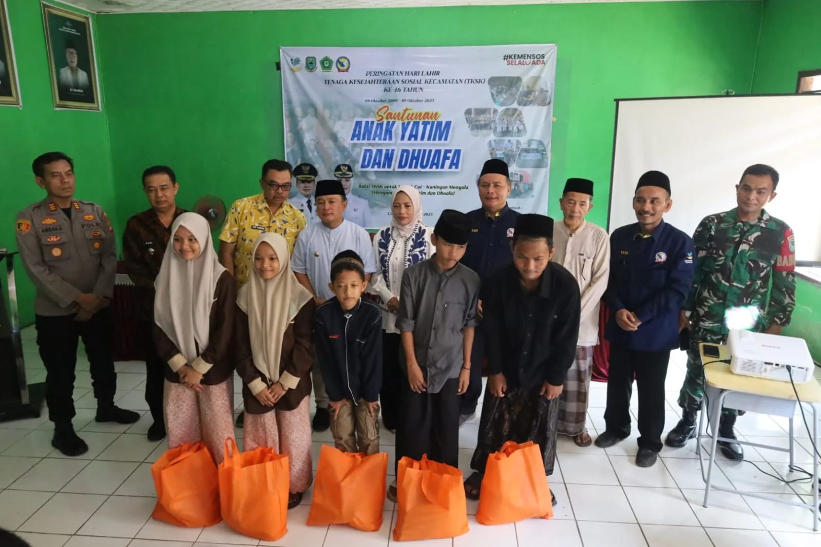 Bupati Kuningan Dr. H. Dian Rachmat Yanuar, M.Si.Ist