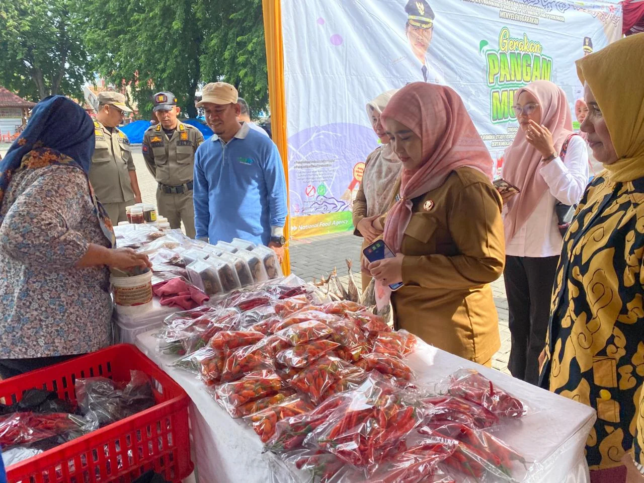 Wakil Wali Kota Cirebon, Siti Farida Rosmawati, menegaskan bahwa pola kenaikan permintaan menjelang Hari Besar Keagamaan Nasional.Ist