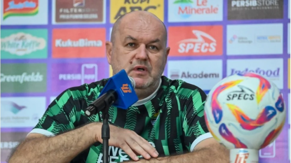 Pelatih Persib Bandung, Bojan Hodak