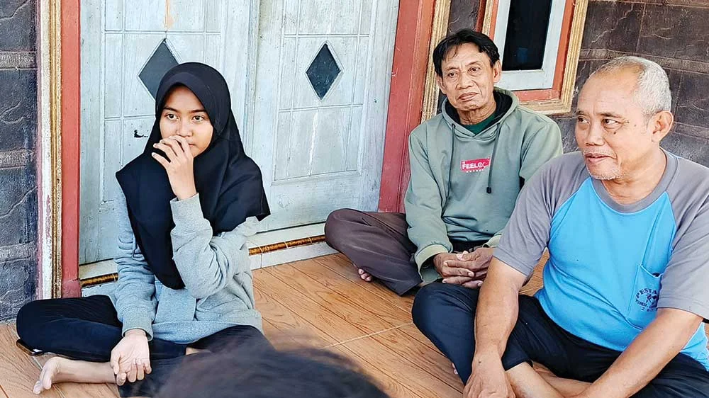 Ayunda Putri Mauldya, murid kelas hiji di SMPN 2 Sumber, Kabupatén Cirebon. (Ft suaracirebon.com)
