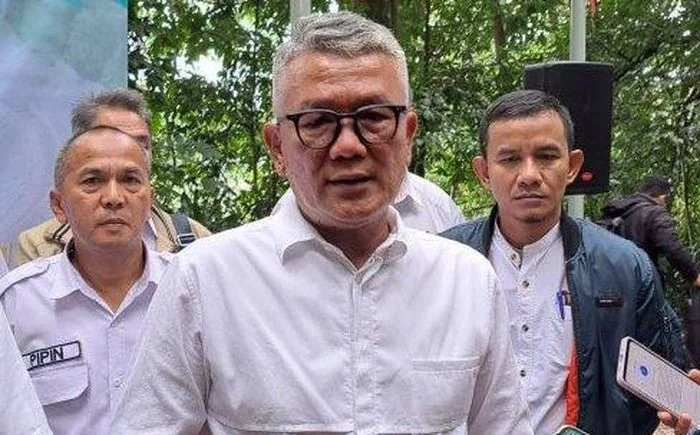 Bambang Tirtoyuliono, Kepala Dinas BMPR Jabar