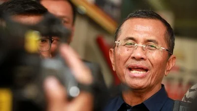 Mantan Menteri BUMN Dahlan Iskan Jadi Tersangka Penggelapan