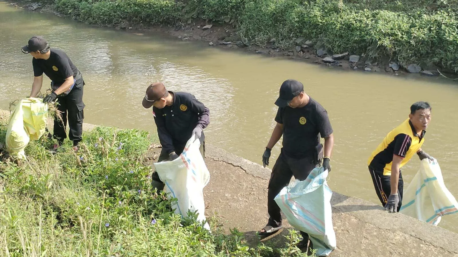 Pemkab Bekasi Gaungkan Gerakan Bersih Lingkungan.Ist