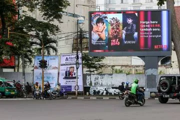 Reklame Ilegal di Bandung Capai Ribuan, Kerugian PAD Rp 20 Miliar