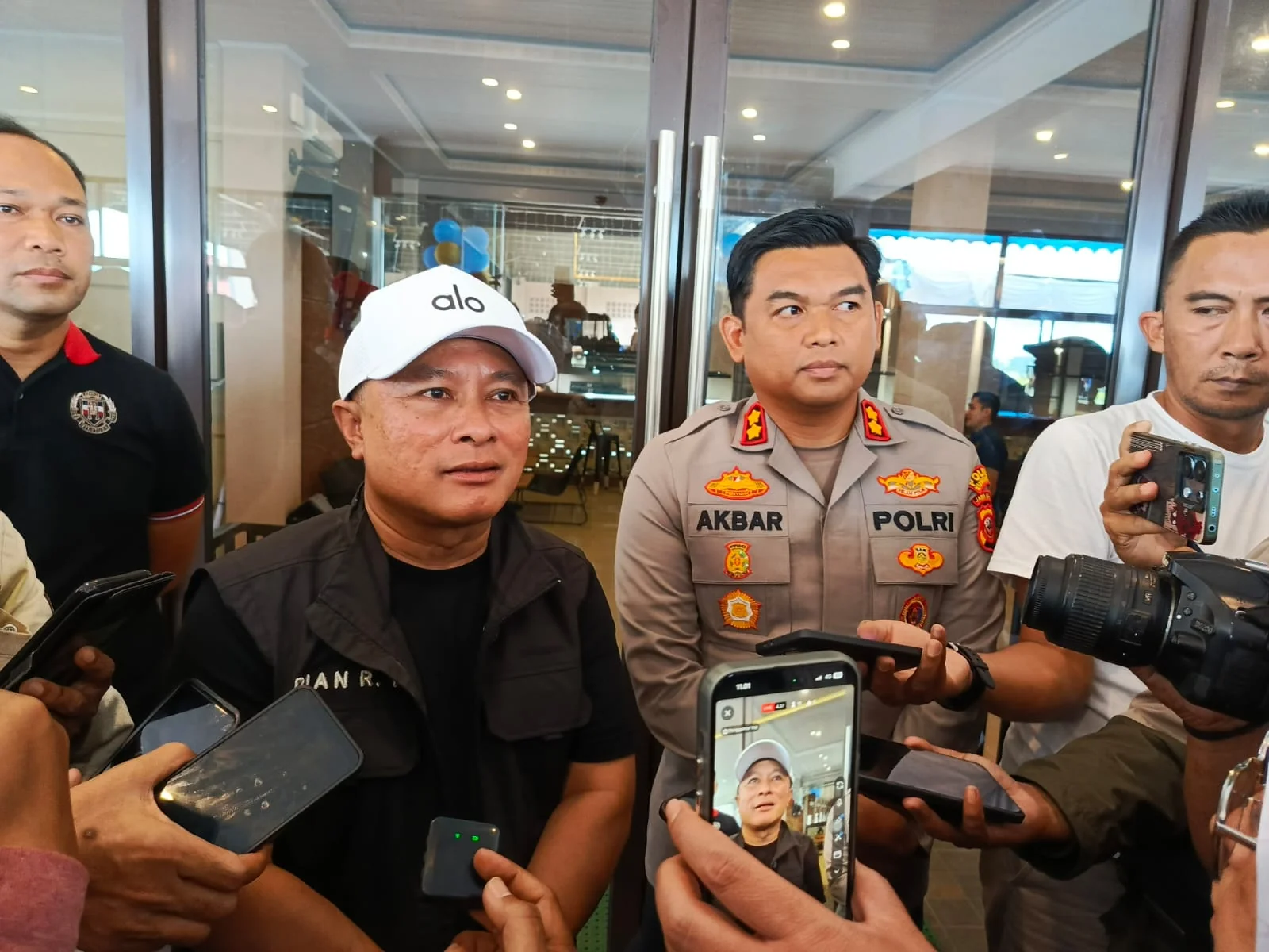 Proses ini dilakukan melalui koordinasi Bupati Kuningan, Dr. H. Dian Rachmat Yanuar, M.Si, bersama Kapolres Kuningan serta Andi Gani Nena Wea, SH., MH., Presiden Buruh KSPSI sekaligus Penasehat Kapolri.Ist