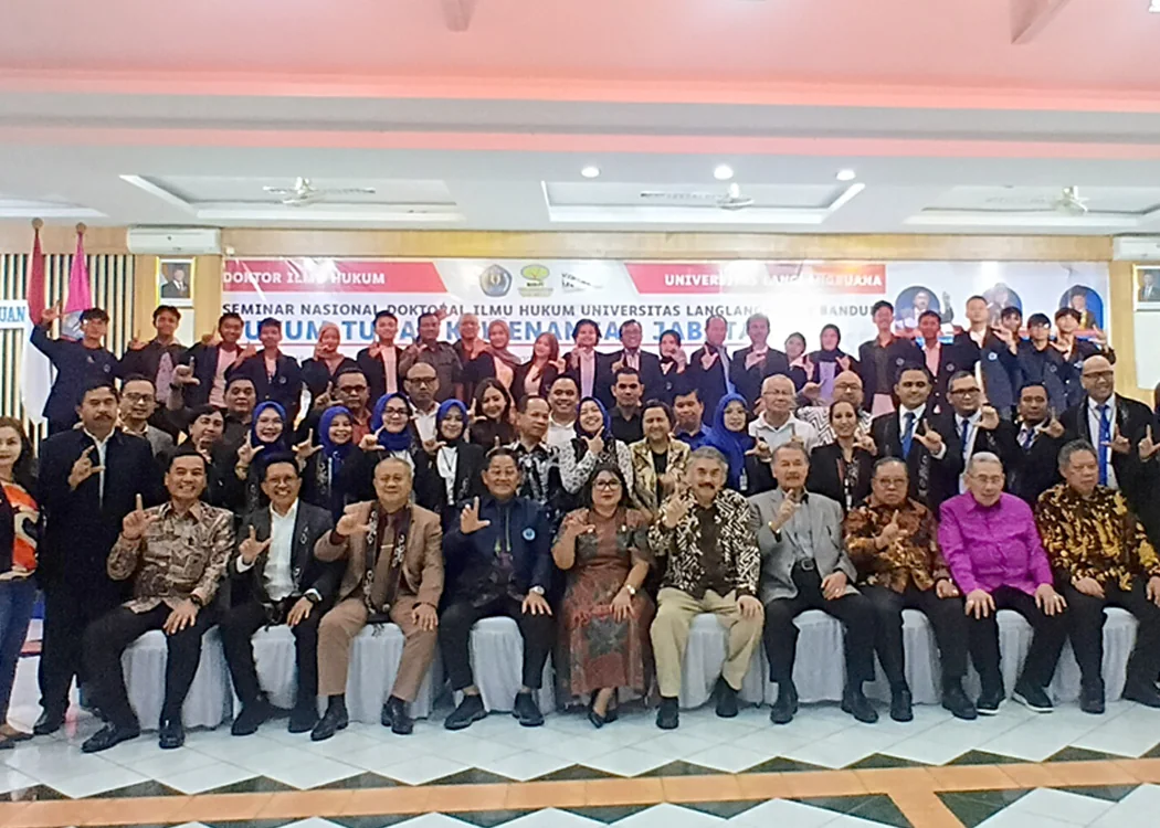 Kadivyankum Kanwil Kemenkum Jabar Hemawati BR Pandia pada hari ini menghadiri kegiatan Seminar Nasional Doktoral Ilmu Hukum Universitas Langlangbuana.Ist