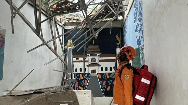 Atap Sekolah Ambruk, Pemkab Bogor Audit Sekolah