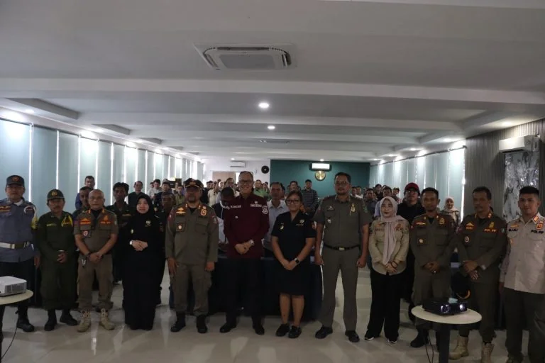 Wali Kota Sukabumi Ayep Zaki membuka sosialisasi untuk mendukung langkah penegakan hukum.Ist terhadap peredaran rokok ilegal.Ist