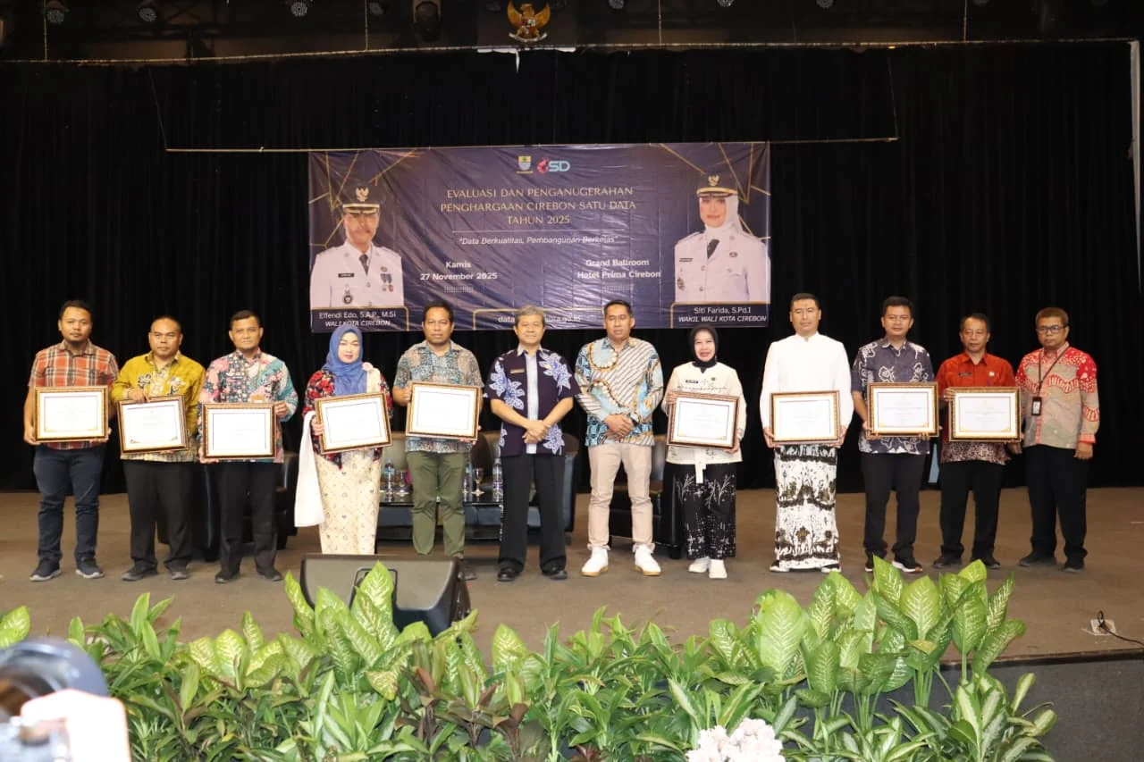 Pj Sekretaris Daerah Kota Cirebon, Sumanto, yang hadir dan memberikan arahan, menegaskan bahwa tantangan tata kelola data saat ini bukan hanya soal teknis, tetapi juga soal kedisiplinan dan kesadaran bersama.Ist