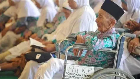 445 Calhaj Bandung Diberangkatkan, dari Total 1.744 Calhaj 300 Diantaranya Lansia