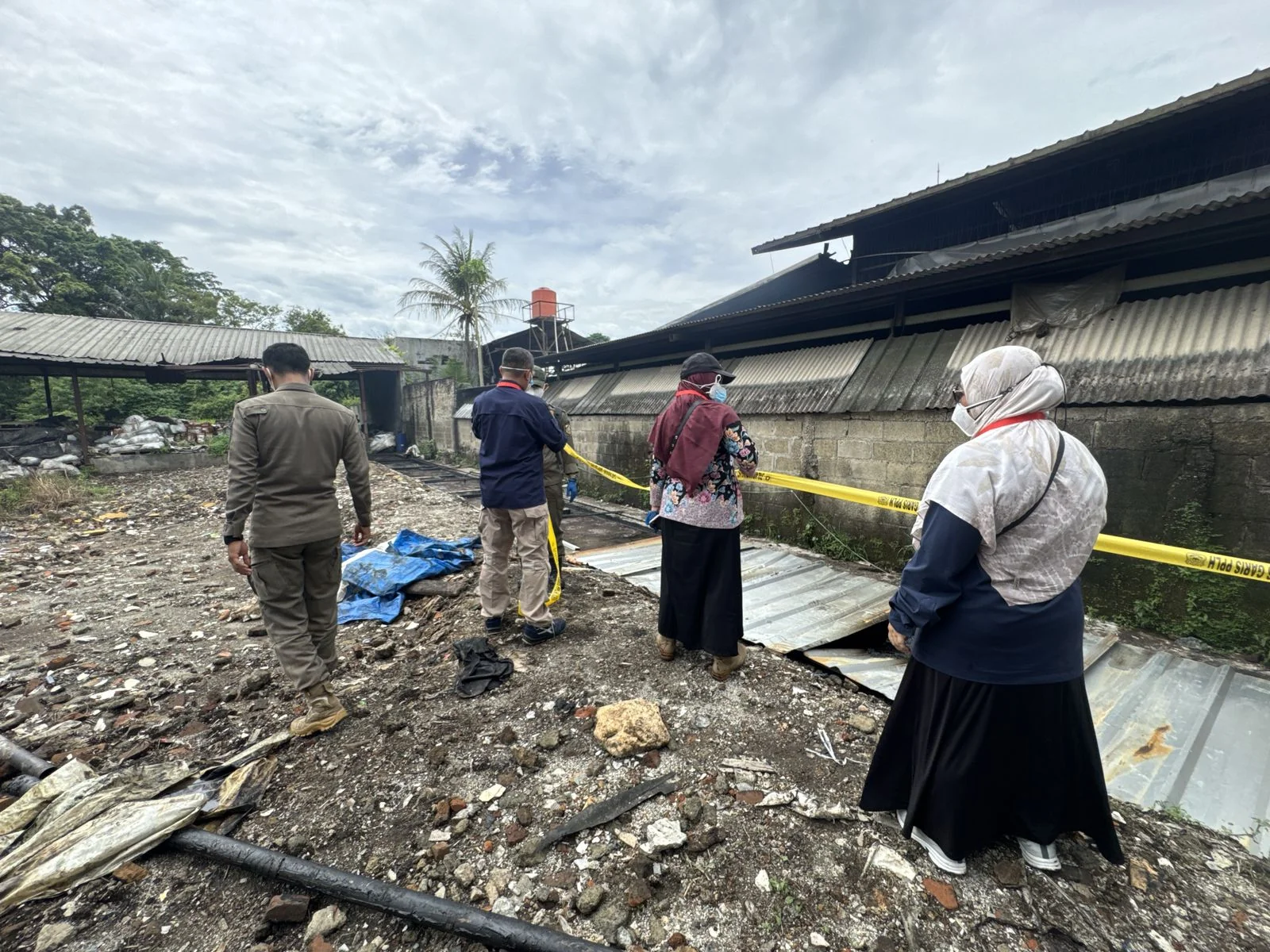 Plt Kepala Dinas Lingkungan Hidup Kabupaten Bogor, Teuku Mulya menjelaskan, tindakan penyegelan ini dilakukan atas instruksi langsung Bupati Bogor, Rudy Susmanto.Dok-Diskomimfo Kab Bogor