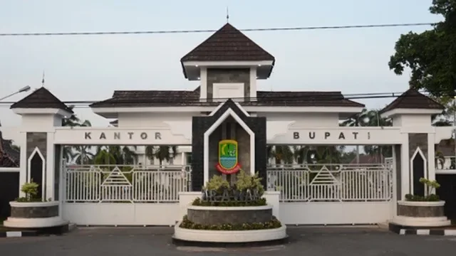 Karawang Gratiskan PBB Sawah di Bawah 3 Hektare dan Beri Potongan Tunggakan hingga 50 Persen