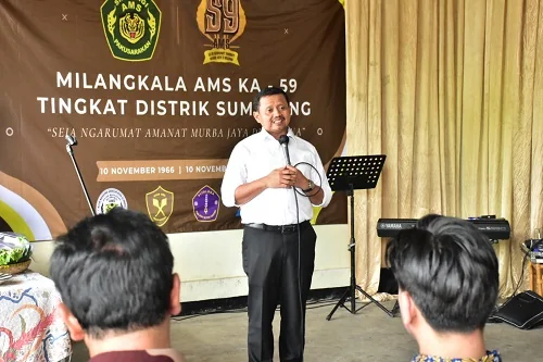 Bupati Sumedang Dony Ahmad Munir meminta Angkatan Muda Siliwangi (AMS) Distrik Sumedang  menjadi agen penyeimbang.Ist