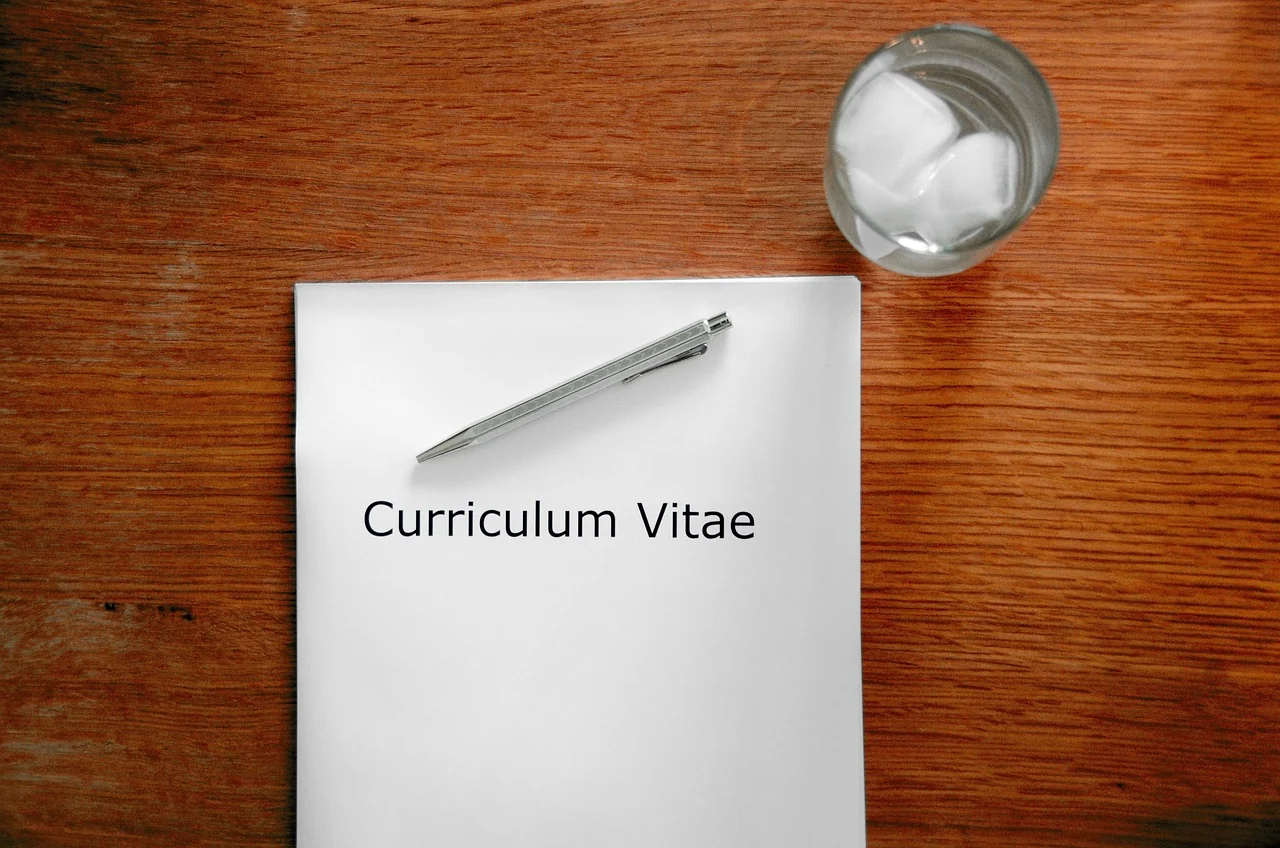 Ilustrasi - Panduan buat CV ATS-Friendly 2026. Temukan contoh format, struktur, dan keyword penting agar lolos screening AI di perusahaan impian. (Pixabay)