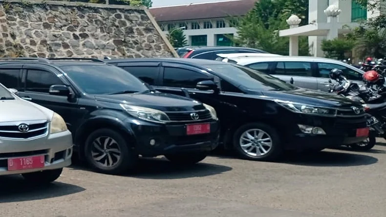 Alokasi anggaran mobil dinas baru ditiadakan.