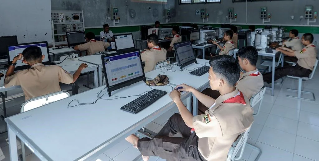 Pelaksanaan ANBK jenjang SMA, SMK, dan SLB di Jawa Barat berlangsung lancar dan kondusif.