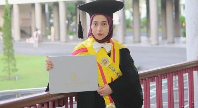 Déwi Agustiningsih
