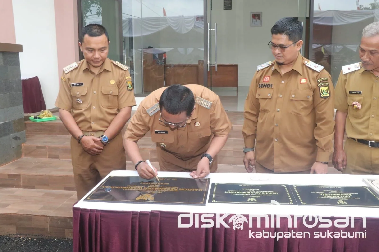 Bupati Sukabumi Asep Japar menyampaikan bahwa peningkatan kualitas infrastruktur menjadi salah satu fokus utama pemerintah daerah.Dok-Diskominfosan Kab Sukabumi