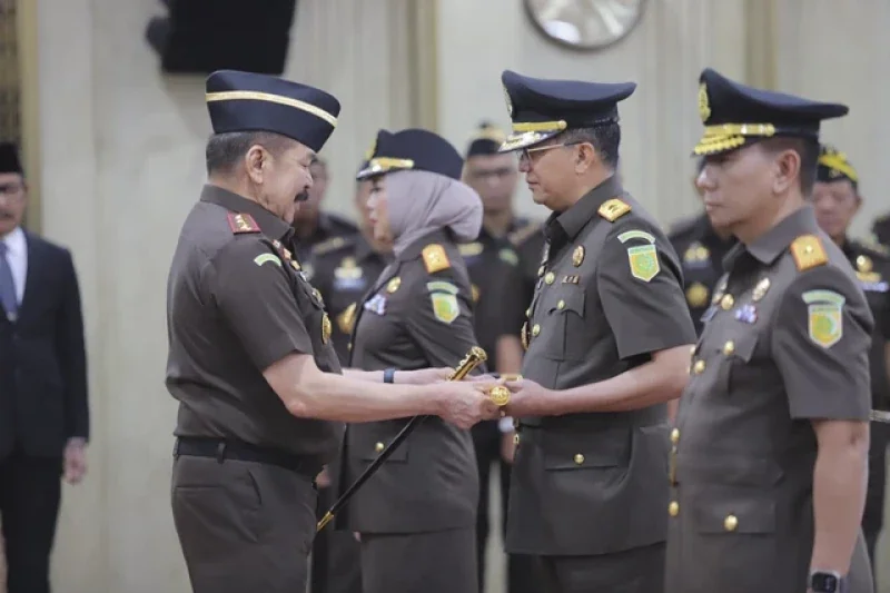 Kajagung Resmi Mutasi 19 Kajari, Salah Satunya Kajari Indramayu