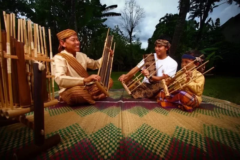 Saung Angklung Udjo, Bandung. (angklung-udjo.co.id)