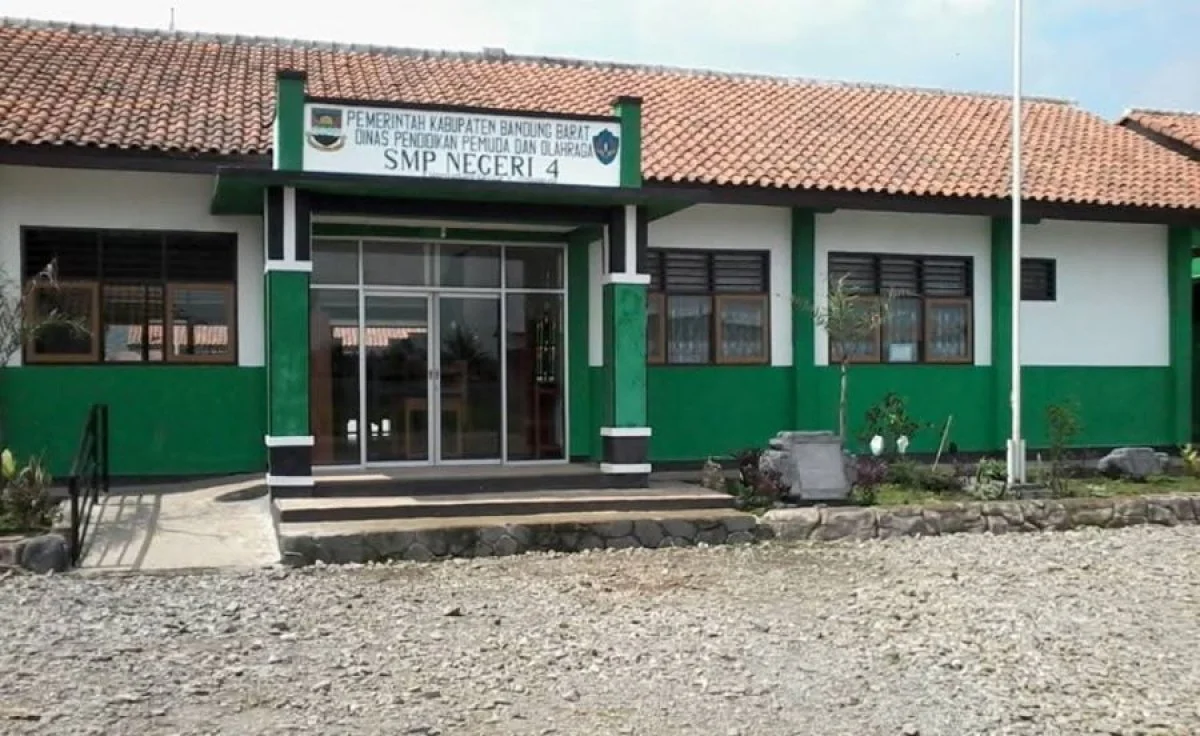 Wakil Ketua DPRD KBB Ingatkan Disdik Soal Polemik SMPN 4 Batujajar