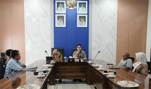 Wakil Bupati Sumedang M. Fajar Aldila saat menerima jajaran Warga Kampung Baru.Dok-Diskomimfosanditik