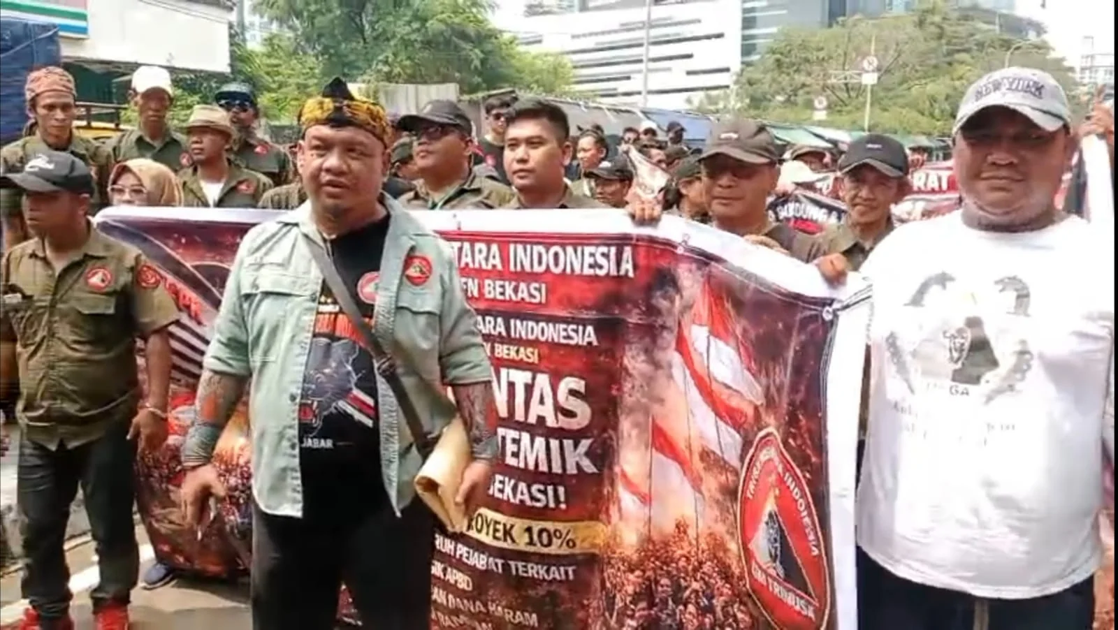 Aksi massa di depan Kantor KPK.Dok-KabarSunda.com