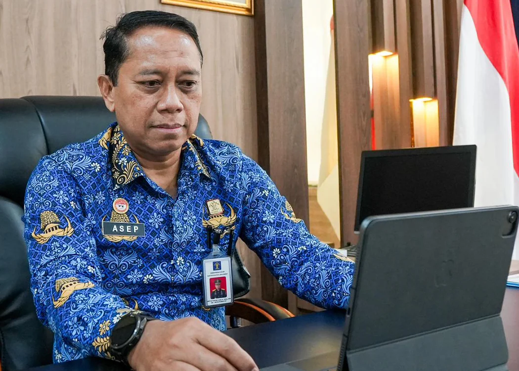 Kepala Kantor Wilayah Asep Sutandar bersama Tim RB Kanwil Jabar mengikuti secara virtual.Ist