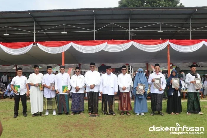 Bupati Sukabumi Asep Japar dan Wakil Bupati Andreas Memperingati Hari Santri.Ist