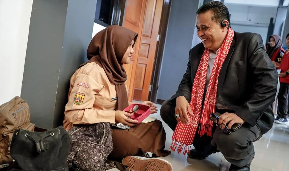 Plt. Kadisdik Jabar, Deden Saepul Hidayat dalam kegiatan Vocational Career &amp; Education Expo (VOCADU) di SMKN 1 Bandung, Rabu,  7 Mei 2025.