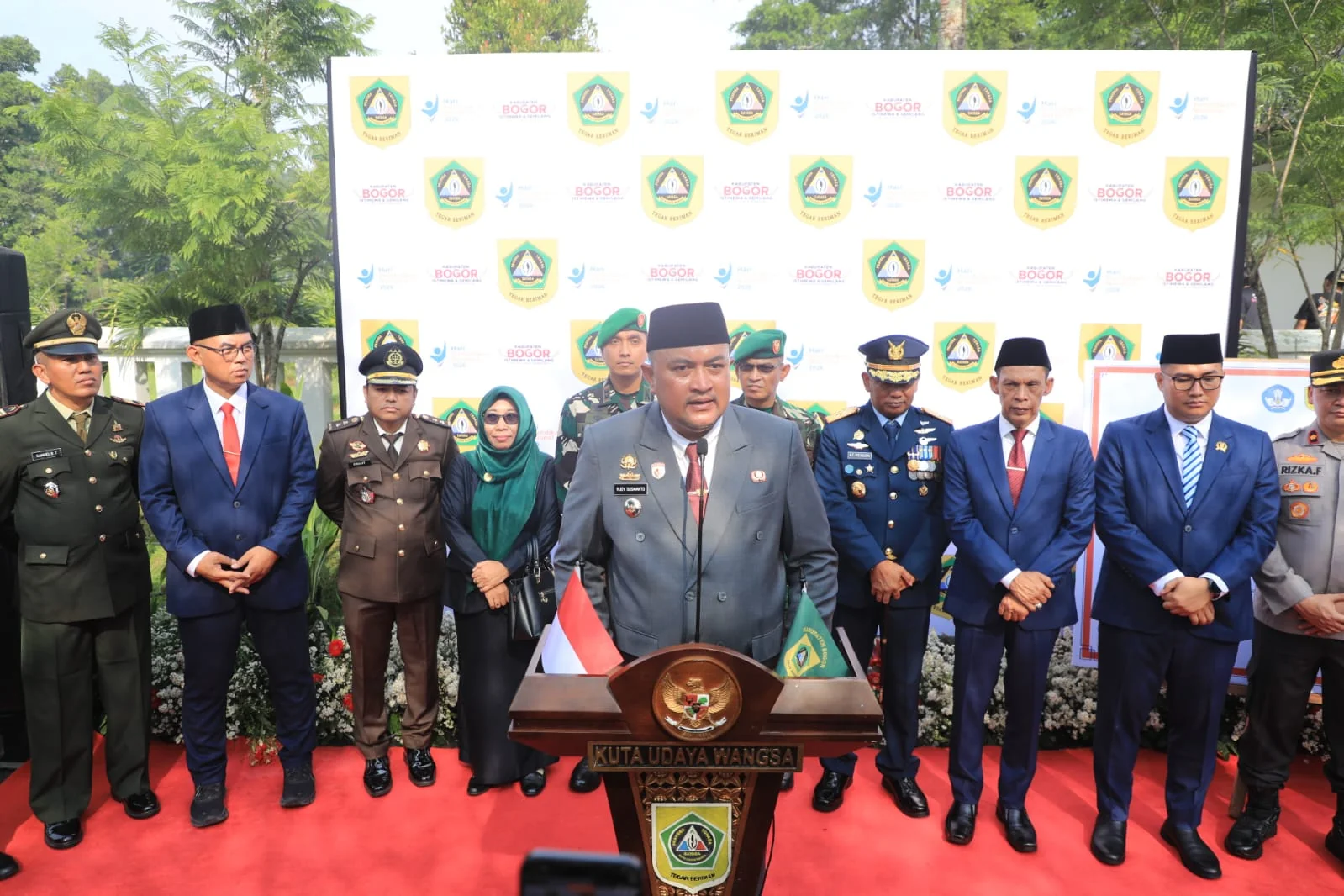 Bupati Bogor, Rudy Susmanto menegaskan bahwa upaya perbaikan kualitas bangsa harus dimulai dengan pembenahan sistem pendidikan dari ruang kelas.Dok-Diskominfo Kab Bogor