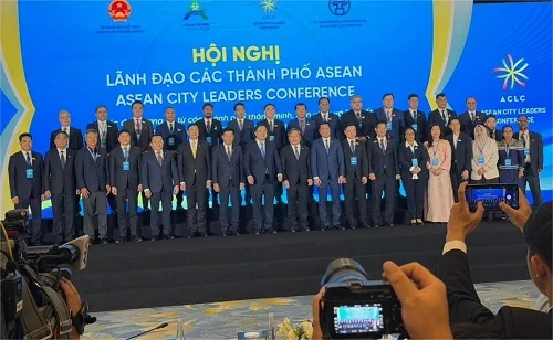 Kabupaten Sumedang mendapat kehormatan mewakili Indonesia dalam ASEAN City Leaders Conference yang berlangsung di Ha Noi, Vietnam, pada 7–10 Juni 2026.Dok-Diskominfosanditik Sumedang