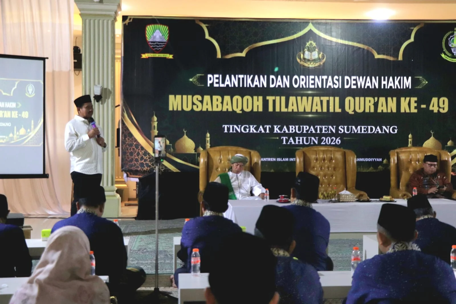 Bupati Sumedang Dony Ahmad Munir di Pondok Pesantren Islam Internasional Asy-Syifaa wal Mahmuddiyyah, Kecamatan Pamulihan,Dok-Diskominfosanditik Sumedang