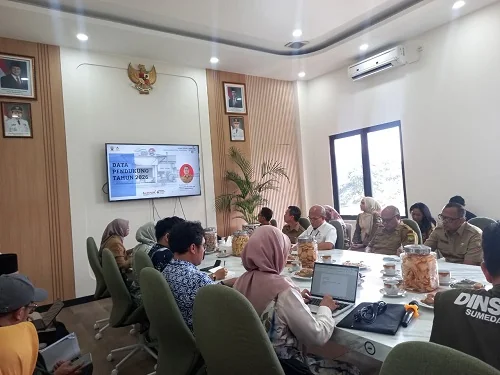 Pemerintah Kabupaten Sumedang terus mengakselerasi program piloting digitalisasi data bantuan sosial (Bansos) melalui platform Portal Perlindungan Sosial.Dok-Diskominfosanditik Sumedang