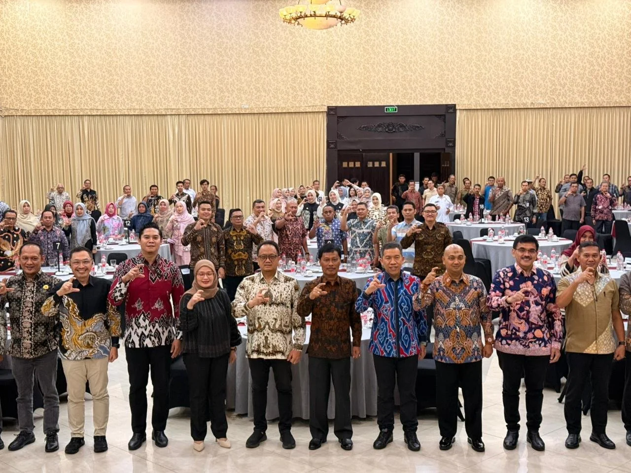 Wali Kota Cirebon, Effendi Edo, menghadiri acara pisah sambut Kepala Kejaksaan Negeri Kota Cirebon yang berlangsung di Hotel Grage Mall.Dok-Beni Agus Pratama