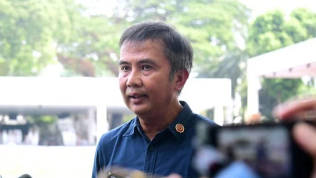 Penjabat Gubernur Jawa Barat Bey Machmudin