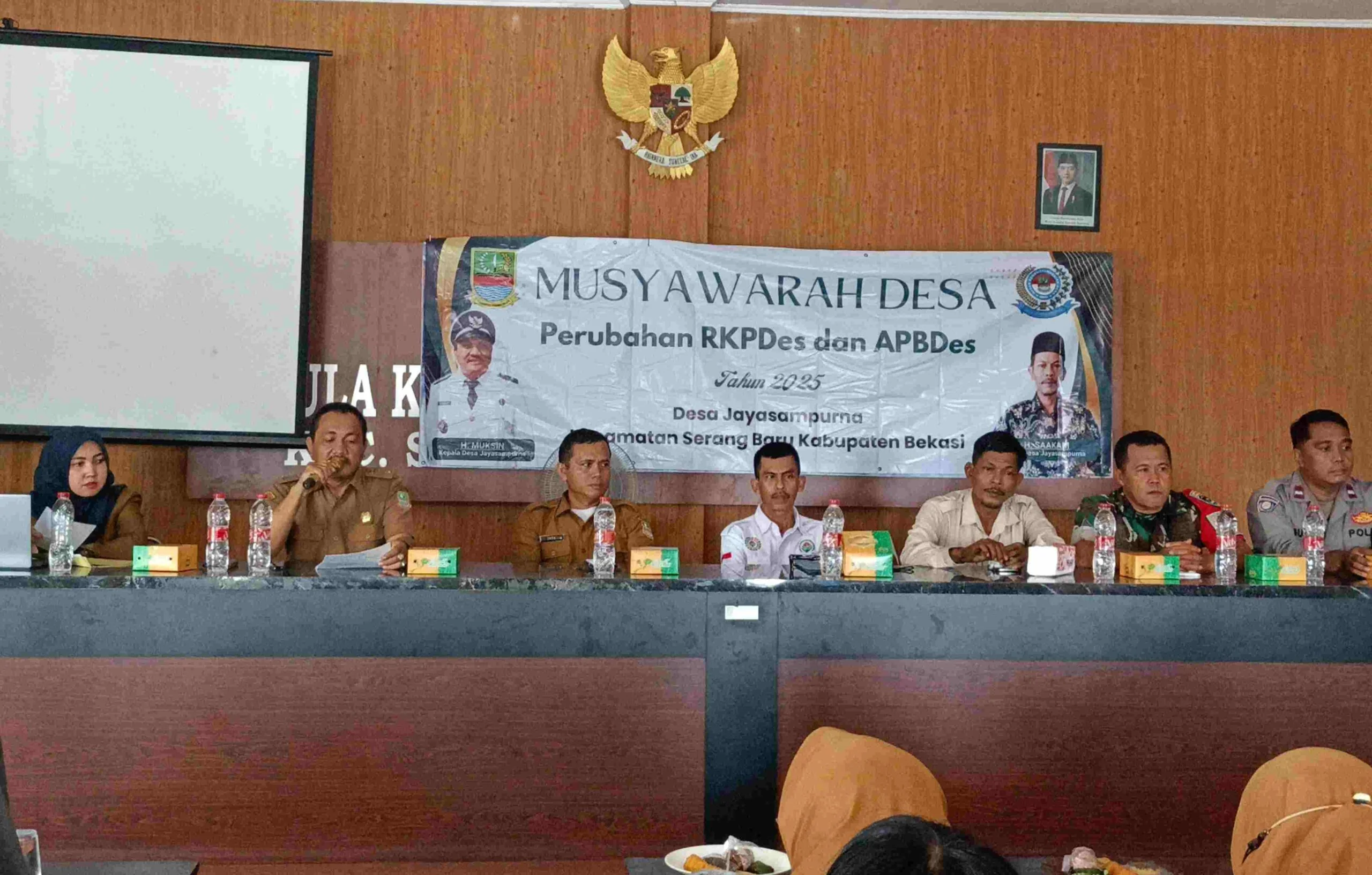 Kepala Desa Jayasampurna, H. Muksin.Ist