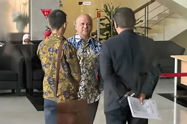 Ilham Akbar, Putra Sulung BJ Habibie Penuhi Panggilan KPK Jadi Saksi Kasus Bank BJB